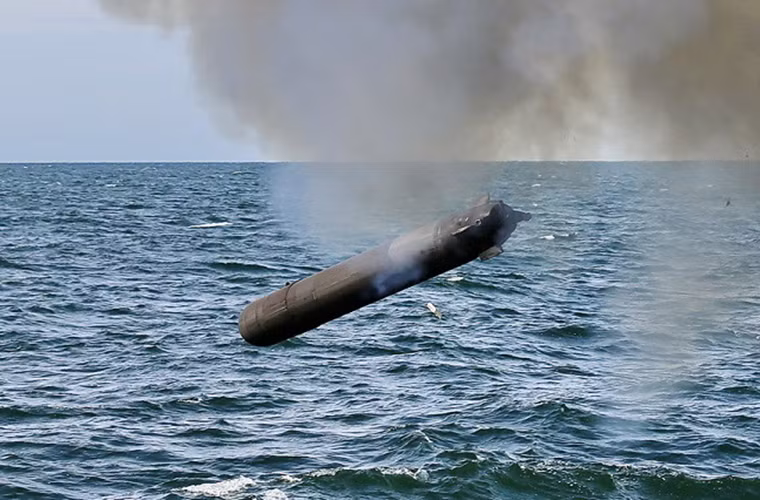 Paket-NK là hệ thống ngư lôi chống ngầm đa năng hiện đại nhất của Hải quân Nga hiện nay, nó được thiết kế vừa có thể tấn công các tàu ngầm cũng như đánh chặn ngư lôi của đối phương ở tầm gần. Nguồn ảnh: Navy Recognition