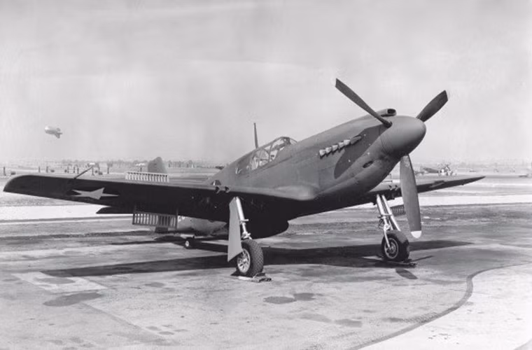 Hình ảnh là máy bay cường kích/ném bom North American A-36 Apache - một biến thể được phát triển dựa trên nền tảng của P-51 Mustang. Nguồn ảnh: War History Online