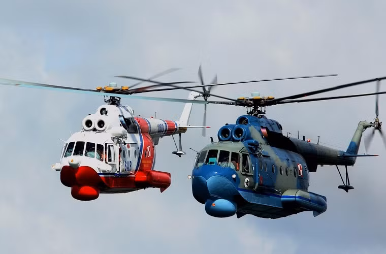 Được phát triển cho mục đích chống ngầm nên Mi-14 có thể bay tuần tra liên tục 5 giờ đồng hồ trên không với tầm hoạt động hơn 1.100km, bên cạnh đó khả năng hoạt động như một mẫu thủy phi cơ cũng cho phép nó thực hiện các nhiệm vụ khác như tìm kiếm cứu hộ hay đóng vai trò như một trực thăng vận tải cho các đơn vị đặc nhiệm hải quân.