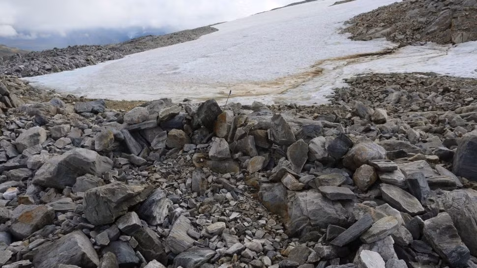 Tuy nhiên, các thợ săn không sống trên ngọn núi cao 1.900 m. "Nhiều khả năng họ sống dưới thung lũng nhưng có những căn cứ săn bắn lớn trên núi cao", Espen Finstad, một nhà khảo cổ học sông băng, nhận định.