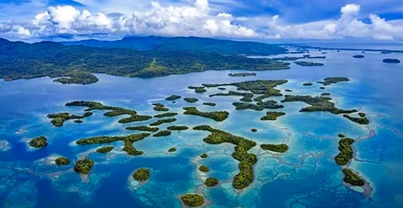9. Quần đảo Solomon, Papua New Guinea. Trong vòng vài năm đầu thập kỷ 2010, ít nhất 5 hòn đảo thuộc quần đảo Solomon đã bị nước biển nhấn chìm.