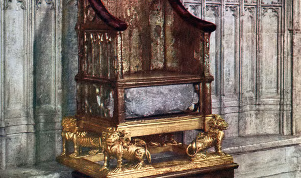 "Sự sẵn có của mô hình cho phép tất cả chúng ta xem xét một số bằng chứng. Từ đó, chúng ta có thể tìm kiếm cách thức mà viên đá đã bị biến đổi theo thời gian bởi các hoạt động để lại dấu vết của chúng," Foster nói.