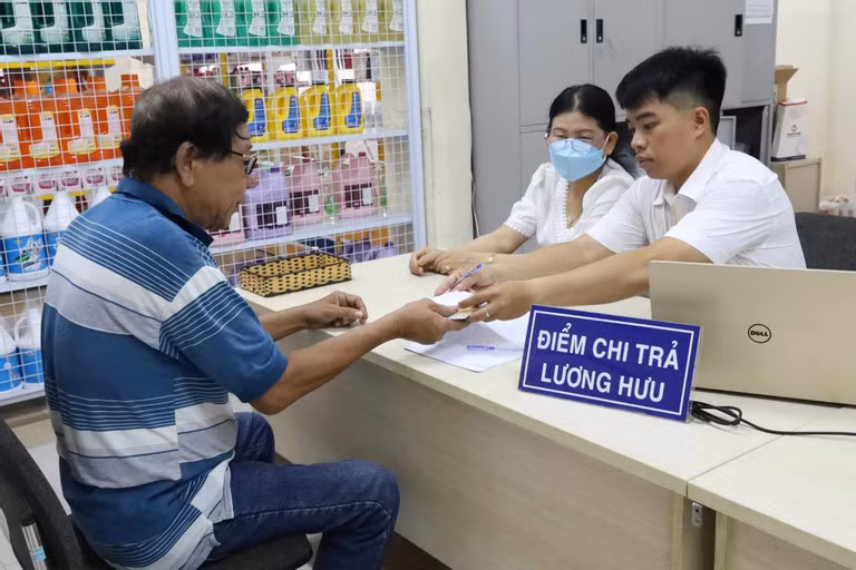 Thời điểm điều chỉnh tăng lương năm 2024 Thoi diem dieu chinh tang luong nam 2024