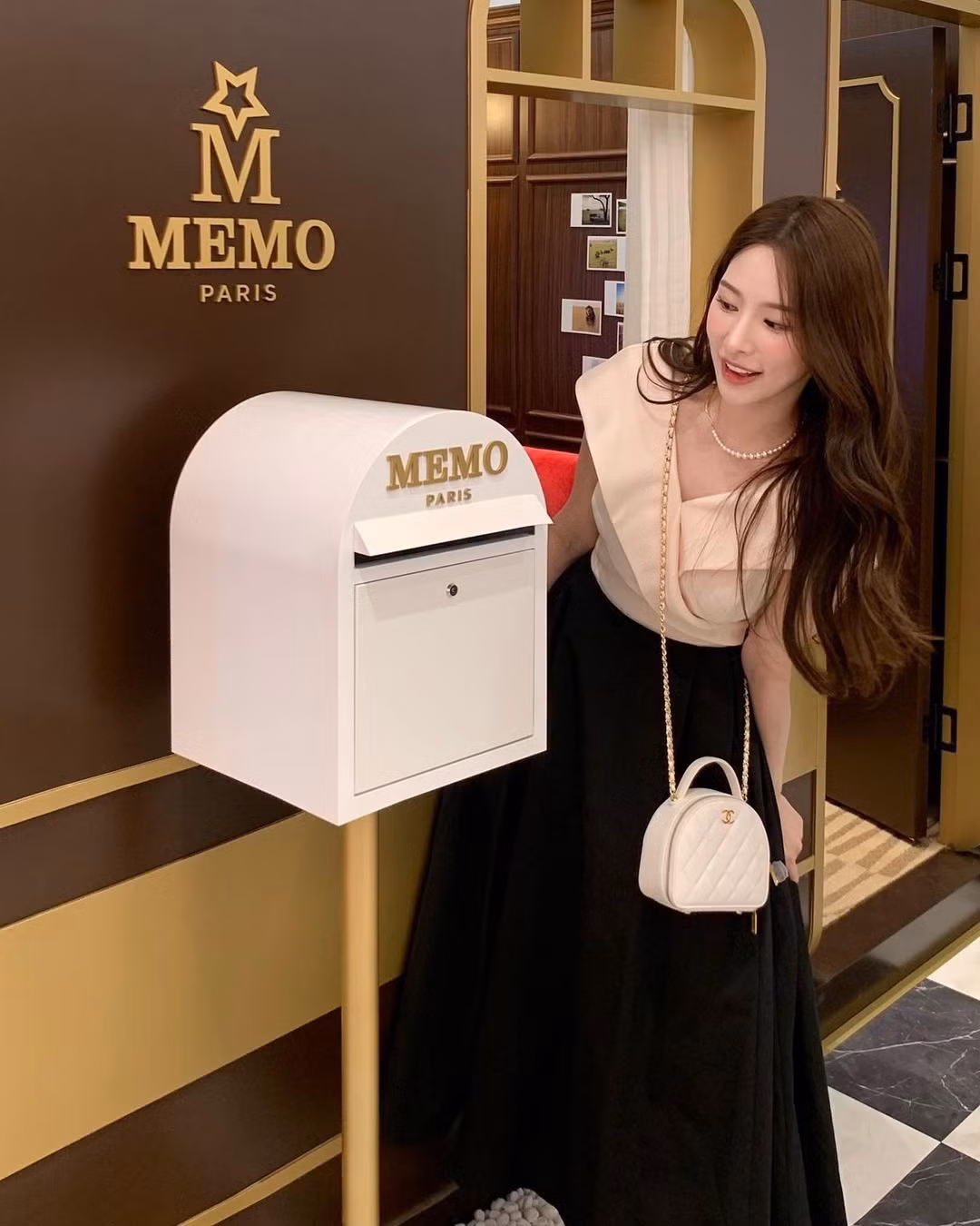 Trước khi tham gia chương trình, cô từng nặng tới hơn 60kg, chiều cao 1m63. Người đẹp này đã áp dụng chế độ ăn kiêng, tập luyện để giảm được 20kg trong nhiều tháng liền.