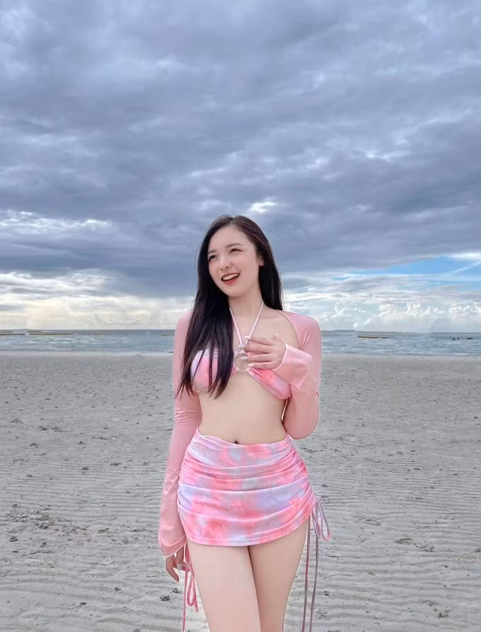 Trước đó, nhiều bóng hồng khác trong làng game Việt cũng từng là nạn nhân của việc body shaming, gây chú ý là động thái của MC Vũ Phương Thảo cách đây từ lâu.