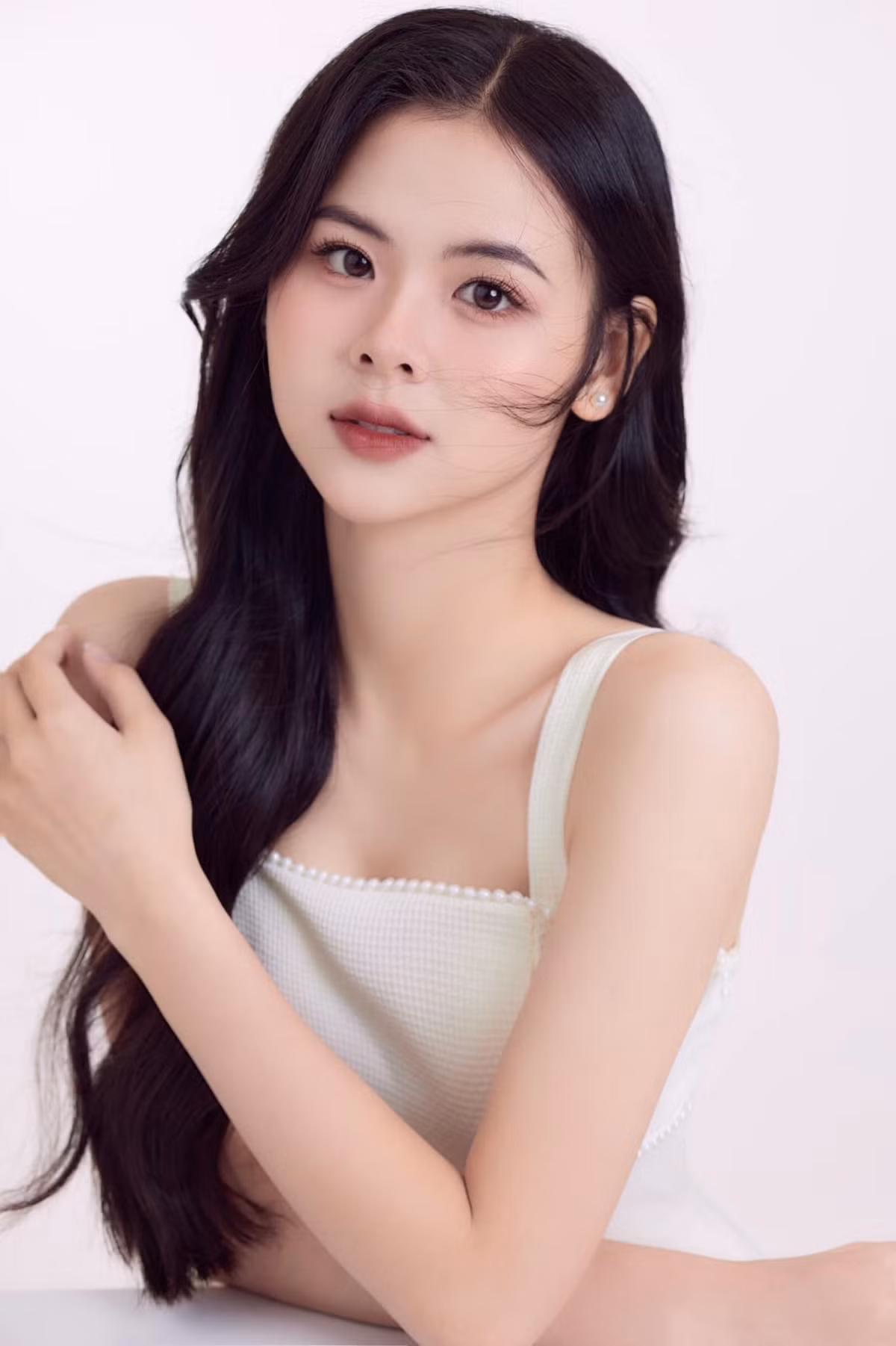 Nữ sinh cũng nằm trong đội tuyển thi học sinh giỏi cấp tỉnh và giành giải khuyến khích môn Hóa học năm lớp 12.