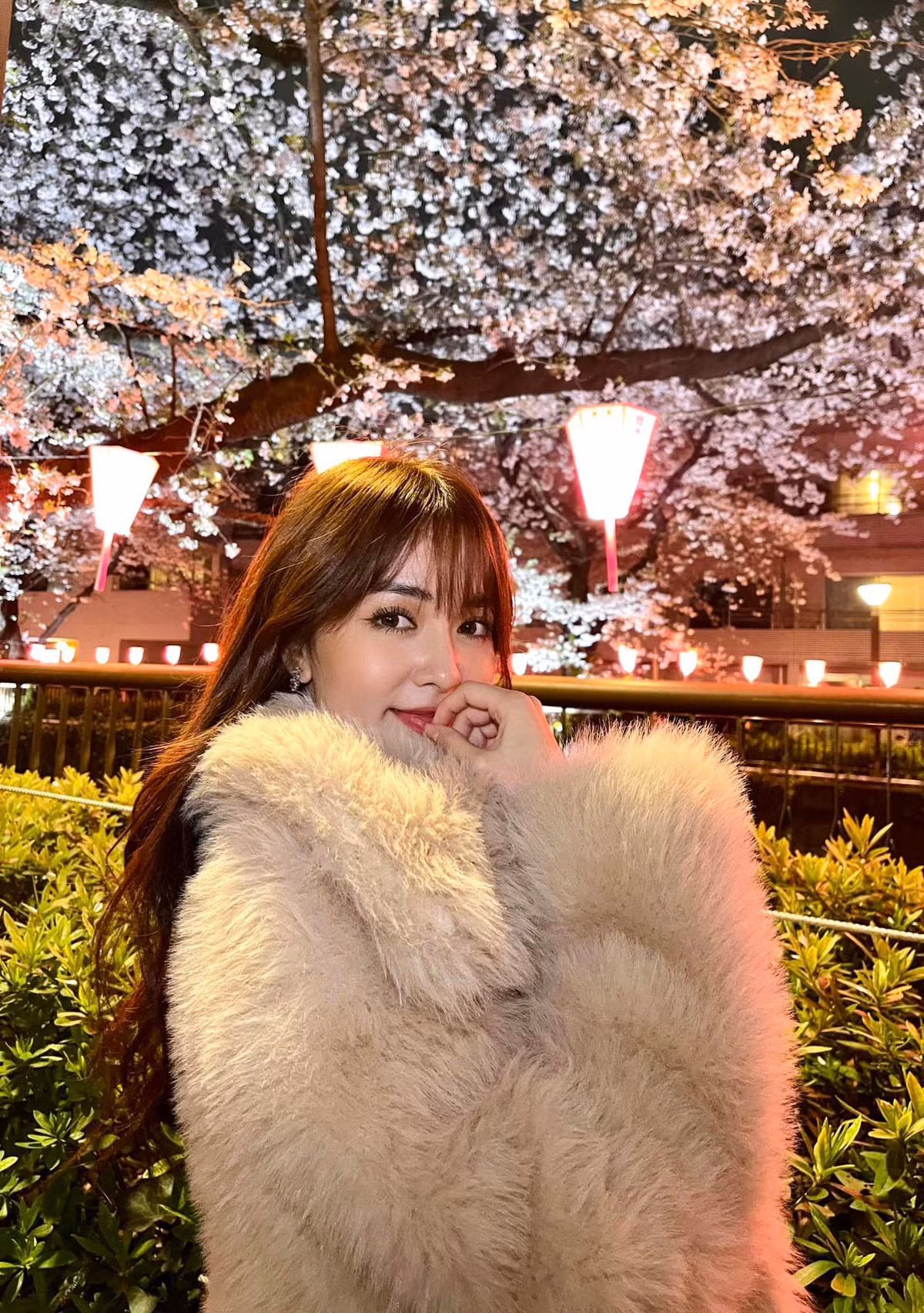 rang cá nhân của hot girl Thái Nguyên có gần 1 triệu người theo dõi.