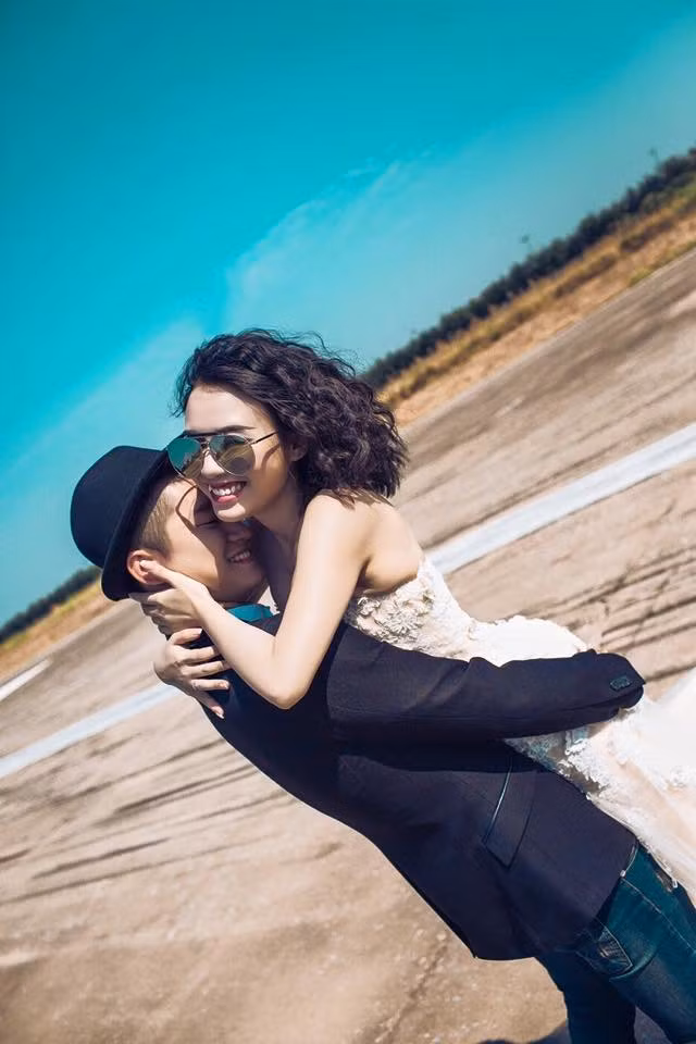 Hiện tại Linh Miu vẫn đang theo đuổi công việc của một diễn viên, người mẫu. Cô nàng thường xuyên đóng quảng cáo cho các tựa game online, đóng các clip ngắn, phim hài trên mạng và vẫn có đặc trưng là không ngại những cảnh quay, đoạn thoại nhạy cảm.