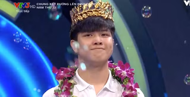 Thi sinh duy nhat khong den tu truong chuyen vo dich Olympia 2022
