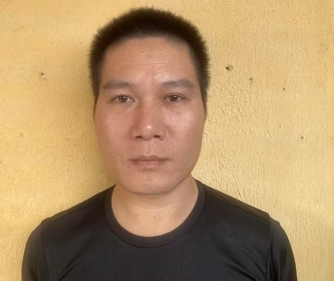 Bắt gã đàn ông chiếm đoạt hơn 100 triệu đồng của công ty Bat ga dan ong chiem doat hon 100 trieu dong cua cong ty