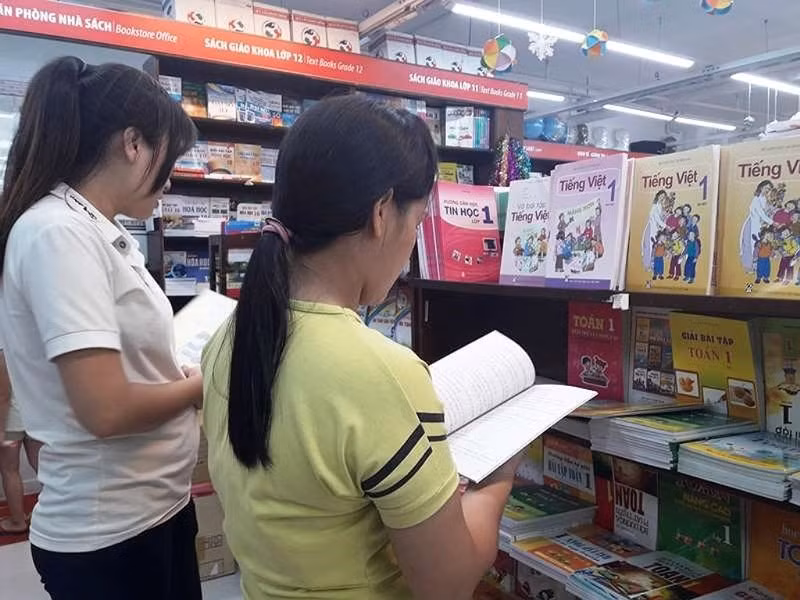 Co tang gia sach giao khoa nam hoc 2019-2020