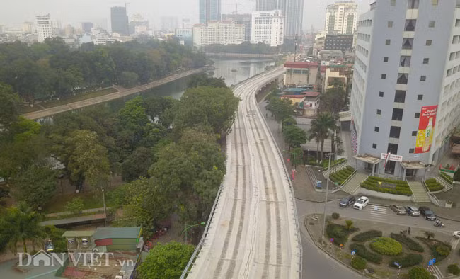 Xem dien mao tuyen metro Nhon - ga Ha Noi tu tren cao-Hinh-11
