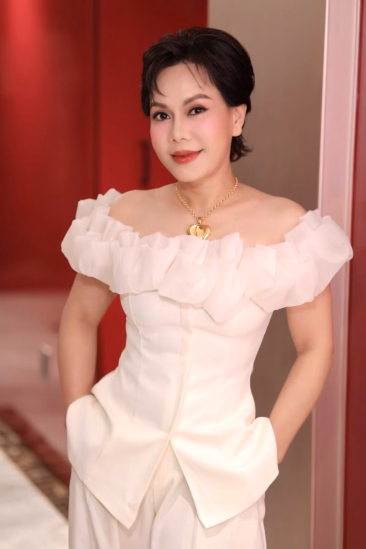 Nhờ nét diễn xuất tự nhiên cùng với sự yêu mến từ khán giả trong và ngoài nước, Việt Hương trở thành một trong những nữ danh hài được yêu mến bậc nhất hiện nay. Ảnh: FB Việt Hương