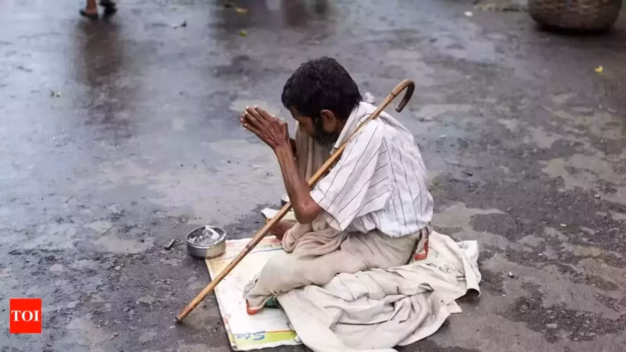 “Triệu phú ăn xin” cũng khẳng định bản thân không phải ăn xin vì túng thiếu. Bharat Jain còn thường xuyên quyên góp tiền cho các ngôi đền và tổ chức từ thiện. Ảnh: Economy