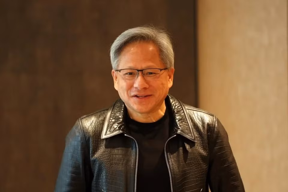 Ngoài ra, CEO Nvidia đã tặng cho Stanford 30 triệu USD để xây dựng một trung tâm kỹ thuật. Năm 2022, ông tặng 50 triệu USD cho Đại học bang Oregon để xây dựng một trung tâm nghiên cứu mang tên ông. Ảnh: Getty