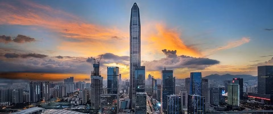 Với độ cao là 599,1 mét, trung tâm Tài chính Ping An nằm ở quận Futian, thuộc thành phố Thâm Quyến là một trong 2 tòa tháp cao nhất tại Trung Quốc. Ảnh: Archdaily