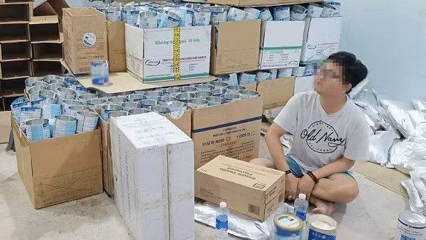 Loạn thị trường sữa bột giả nguy hại sức khoẻ người dùng - Hình 2 Loan thi truong sua bot gia nguy hai suc khoe nguoi dung-Hinh-2