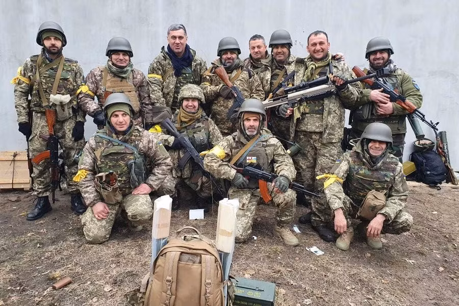 "Bộ Quốc phòng đang thu thập thêm thông tin từ phía Ba Lan về việc thành lập 'Quân đoàn Ukraine'. Khi tổ chức trên hình thành, chúng tôi sẽ xem xét khả năng tham gia của mình”, Thư ký báo chí Bộ Quốc phòng Cộng hòa Séc - ông Davyd Polak cho biết.