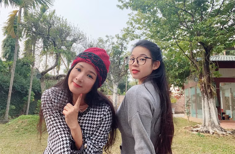 Nghệ sĩ Thanh Thanh Hiền cũng cho rằng hành động này của Chế Phong là muốn níu kéo. “Nhưng anh ấy không còn có thể liên lạc với tôi, cũng như có thông tin về nhau. Bởi tôi làm việc đấy một cách triệt để”.
