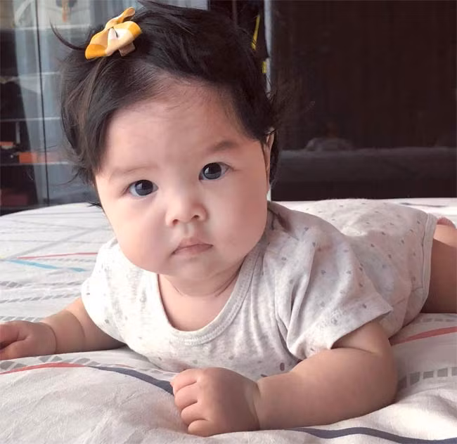Trước đó, diễn viên Trần Bảo Sơn đã có một con gái với nữ diễn viên Trương Ngọc Ánh, tên Bảo Tiên.