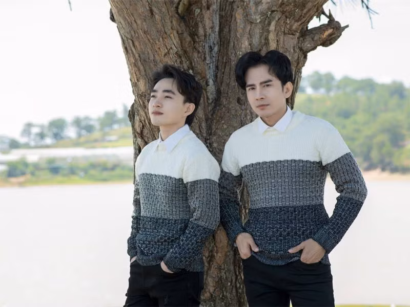 Chan dung trai dep duoc Dan Truong chieu chuong, mac ao doi