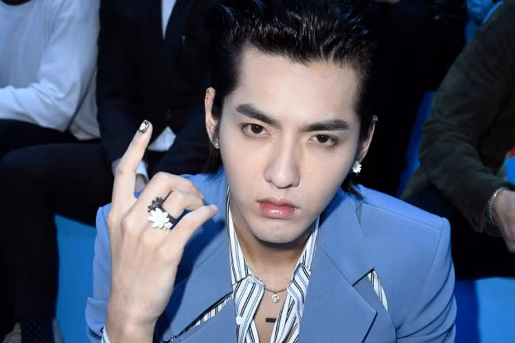 Sau khi rời nhóm EXO, Ngô Diệc Phàm tham gia một số bộ phim như “Có một nơi chỉ chúng ta biết”, “Sweet Sixteen”, “Hóa ra anh vẫn ở đây”, “Mỹ nhân ngư”, “Tây du ký: Mối tình ngoại truyện 2”… và vẫn theo đuổi sự nghiệp ca hát solo. (Ảnh: wwd)
