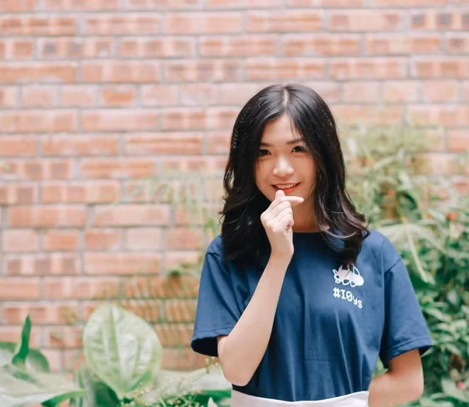 Trên trang cá nhân của mình, cô bạn không thường xuyên cập nhật những bức ảnh đời thường.