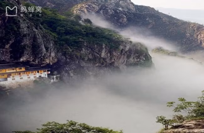 Không chỉ có “Thần điêu đại hiệp”, chốn bồng lai này còn là nơi cư trú của “Lang Gia Bảng”, núi Thục Sơn trong “Tiên Kiếm Kỳ Hiệp 5 – Vân Chí Phàm”.