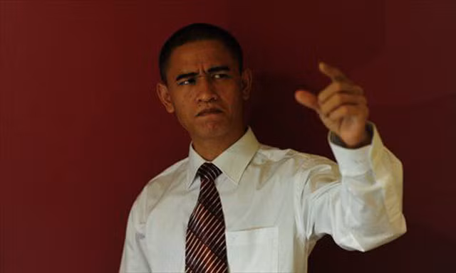 Nhưng để vào vai Tổng thống Mỹ tốt hơn, Xiao hiện cũng đang tìm hiểu thêm về ông Obama, học tiếng Anh và thậm chí bắt trước những bài phát biểu của ông.