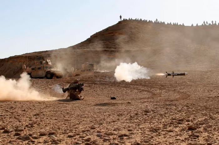 FGM-148 Javelin là hệ thống tên lửa chống tăng có điều khiển mang vác thế hệ thứ ba, nó được đánh giá là sản phẩm hàng đầu thế giới vào thời điểm hiện tại.