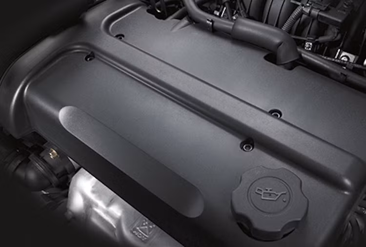 Mọi phiên bản của Aveo tại Việt Nam đều được trang bị động cơ 1.5L nạp khí tự nhiên 4 xi-lanh thẳng hàng cho công suất cực đại 84 Hp tại vòng tua 5600 vòng/phút, mô men xoắn cực đại 128Nm tại 3000 vòng /phút. Theo Chevrolet, mức tiêu thụ nhiên liệu trung bình của xe là khoảng 6,6 lít/100 km.