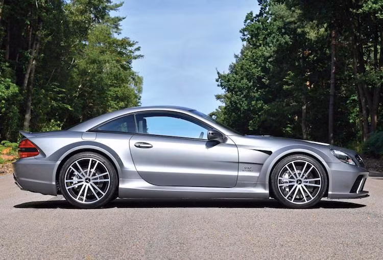 2011 Mercedes-Benz SL65 AMG Black Series - Giá chốt: 240.800 triệu Bảng Anh (tương đương 7,14 tỷ đồng)