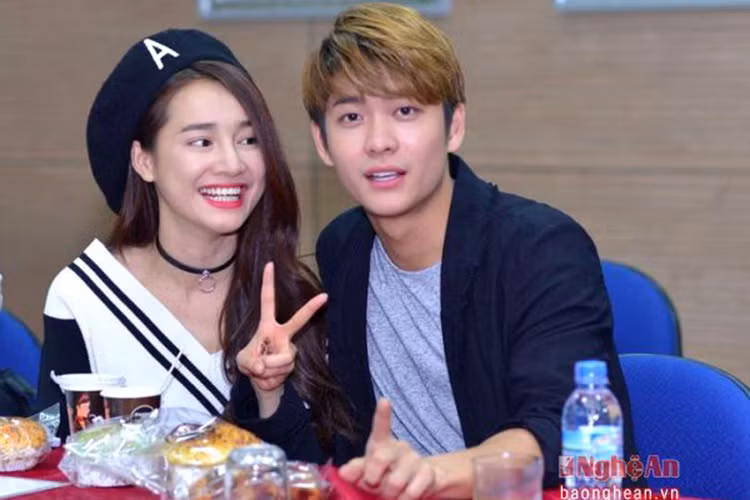 Vì diễn xuất rất ăn ý trong phim nên Nhã Phương và Kang Tae Oh từng được cho là một cặp ở ngoài đời. (Ảnh: Báo Nghệ An)