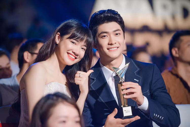 Sau lần hợp tác ăn ý trong phần 1 “Tuổi thanh xuân”, diễn viên Nhã Phương và nam ca sĩ kiêm diễn viên xứ Hàn Kang Tae Oh tiếp tục đóng cặp trong phần 2. (Ảnh: Lê Chí Linh)