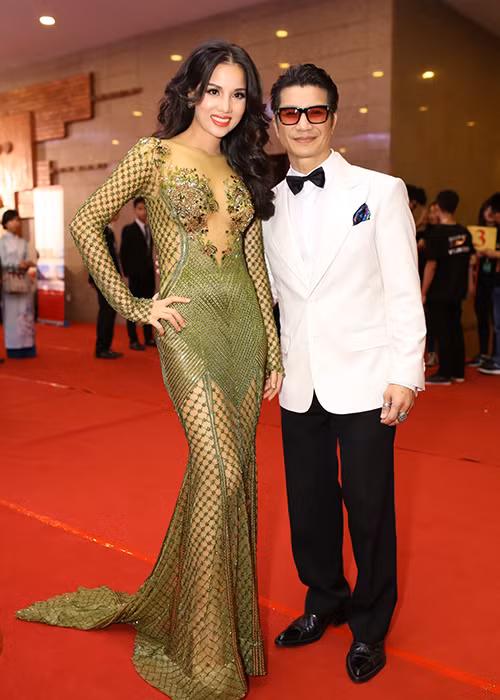 Angela Phuong Trinh goi cam Ly Nha Ky dep kieu sa tai LHP-Hinh-8