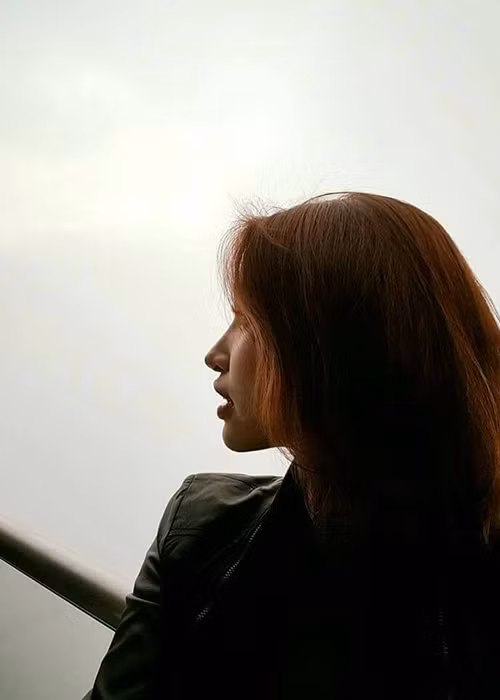 Trước đó, nữ MC xinh đẹp chưa từng nhắc đến bệnh tình của mình. Trên trang cá nhân, cô cũng hiếm khi để lộ tâm trạng buồn bã. (Ảnh: Facebook Vân Hugo)