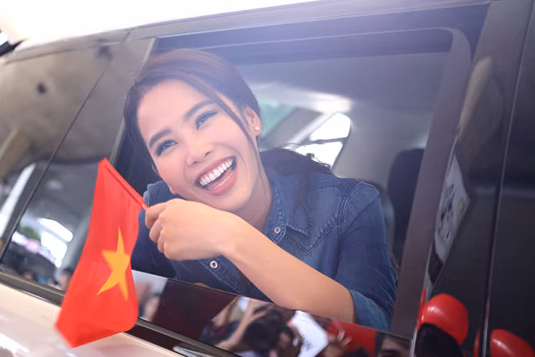 Trở về sau 25 ngày chinh phục đấu trường nhan sắc quốc tế, Nam Em sẽ tiếp tục theo đuổi sự nghiệp nghệ thuật của mình. 