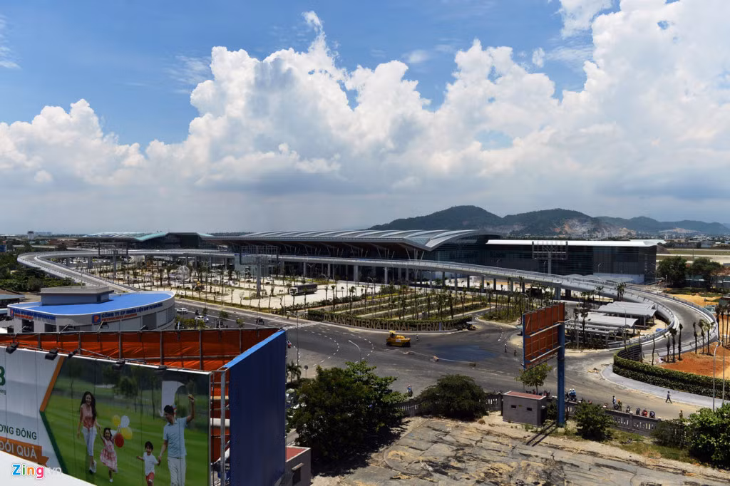 Toàn cảnh dự án mở rộng Sân bay quốc tế Đà Nẵng - nơi đầu tiên đón các đoàn khách quốc tế đến từ 21 nền kinh tế APEC. Ảnh: Hoàng Hà.