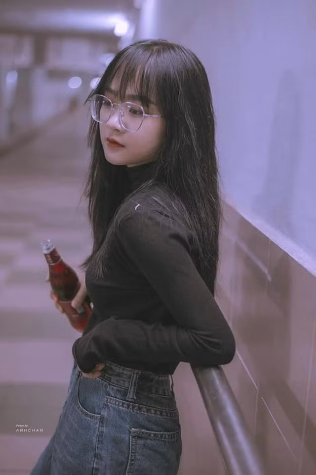 Mấu chốt của việc nhanh chóng thu hút lượng người theo dõi khổng lồ như vậy chính là nhờ tài năng chơi bi-a "siêu đỉnh" của cô nàng.