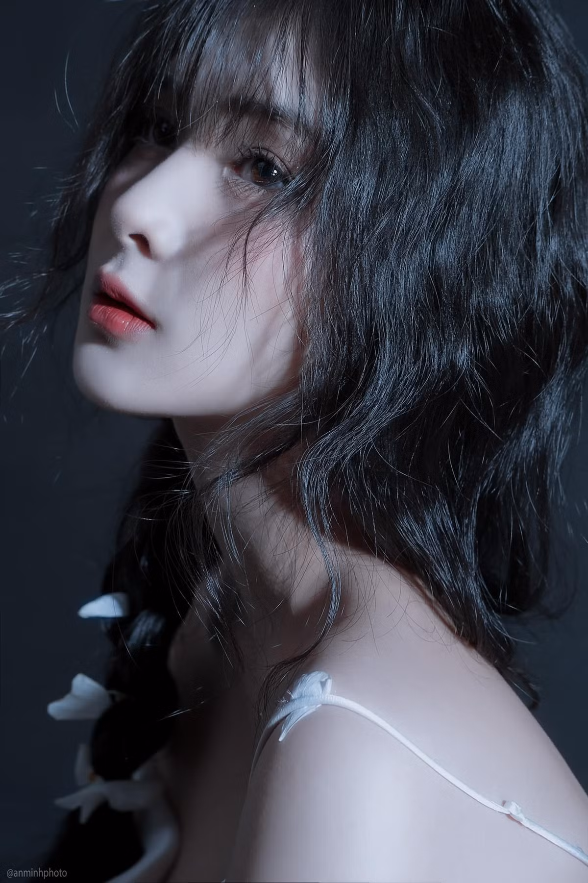 Dù sở hữu thân hình mảnh mai nhưng Quỳnh Alee lại có vòng 1 lại cực khủng.