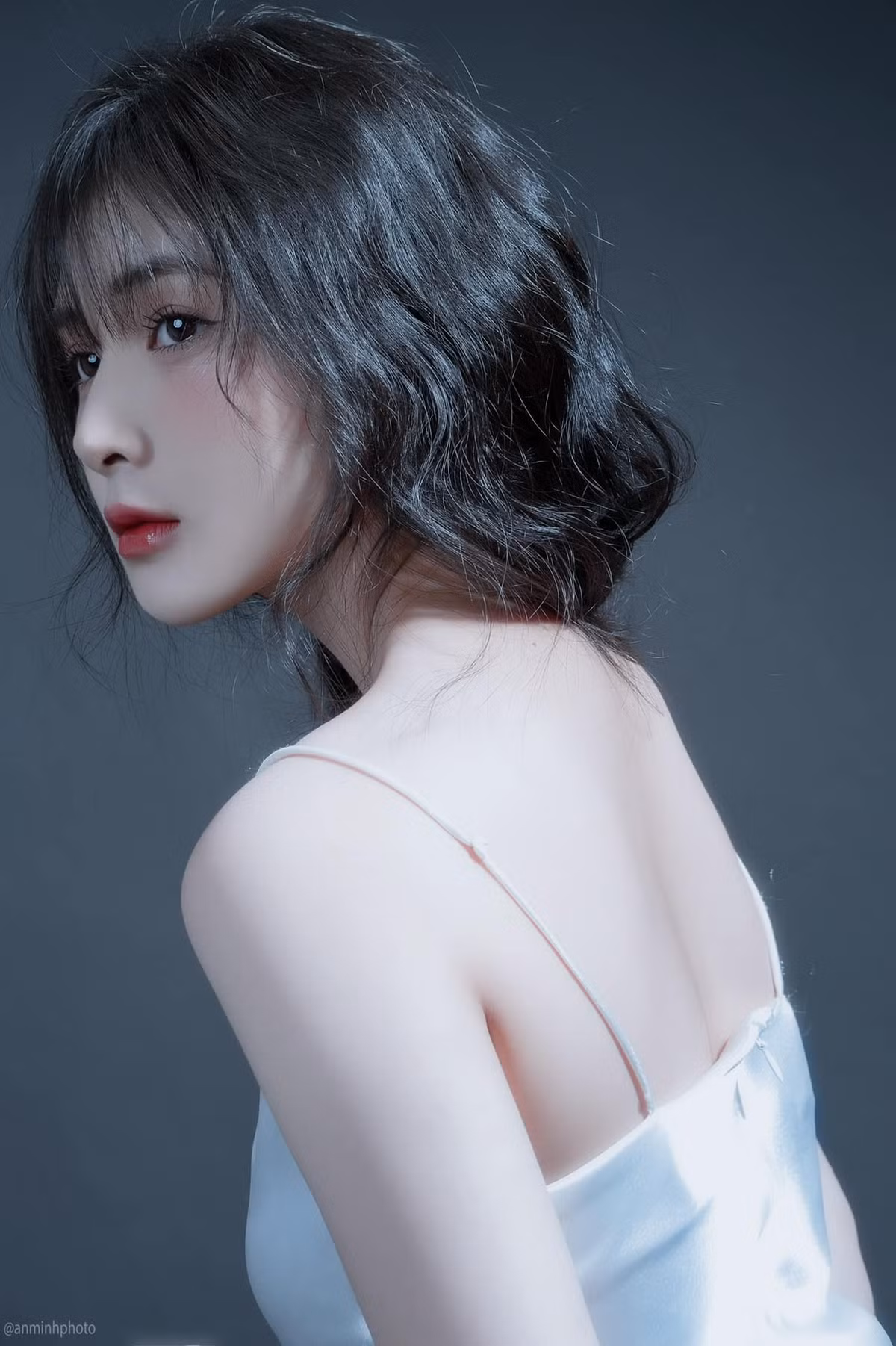 Chan khoe vong 1, “hot girl TikTok” Quynh Alee hoa nang tho kin dao