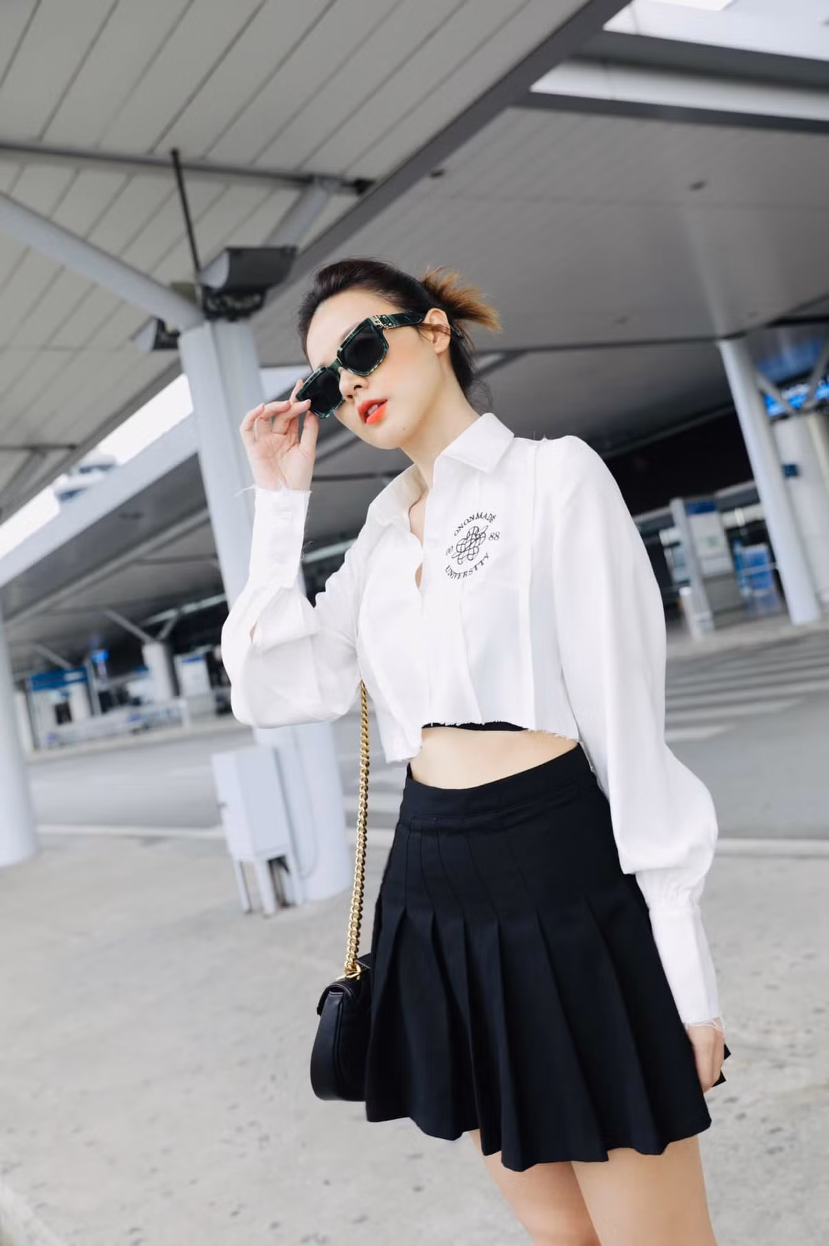 Trong vai trò giảng viên, cô nàng luôn xuất hiện với hình ảnh sang trọng và thanh lịch.