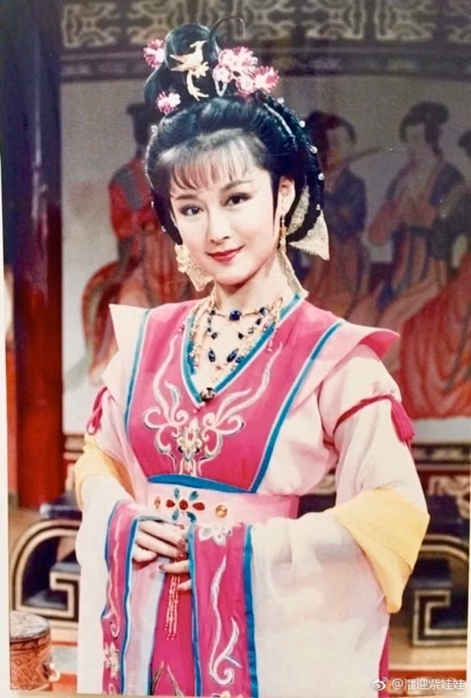 Cuoc song it nguoi biet cua “Vo Tac Thien” tung khien trieu dan ong me dam-Hinh-6