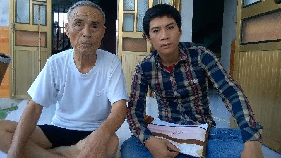 Nguoi dan ong song so so bong dung bi bien thanh... liet si-Hinh-2