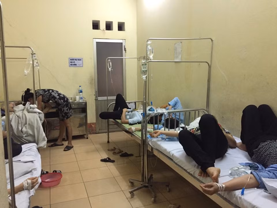 Hang chuc cong nhan Cong ty TNHH Ha Hae Viet Nam nhap vien cap cuu, nghi ngo doc-Hinh-2