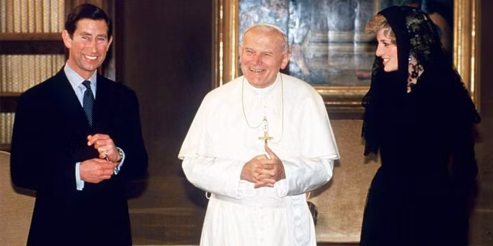 Hai người cùng nhau đến gặp Giáo hoàng Vatican trong chuyến thăm Ý năm 1985.