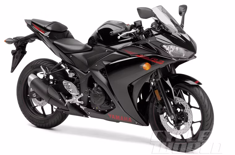 Giá bán lẻ đề nghị tại Hoa Kỳ là 4.990 USD, xe dự kiến về Việt Nam cuối quý II. 2015, chưa có giá dự kiến.