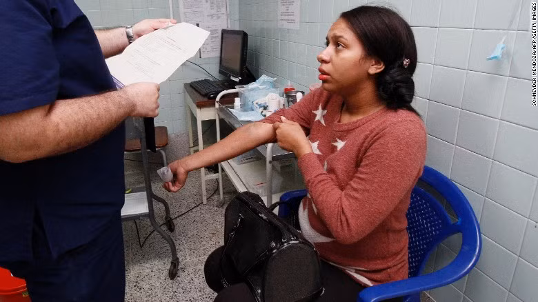Một số người Mỹ nhiễm virus này là do đi du lịch đến các khu vực có dịch. 