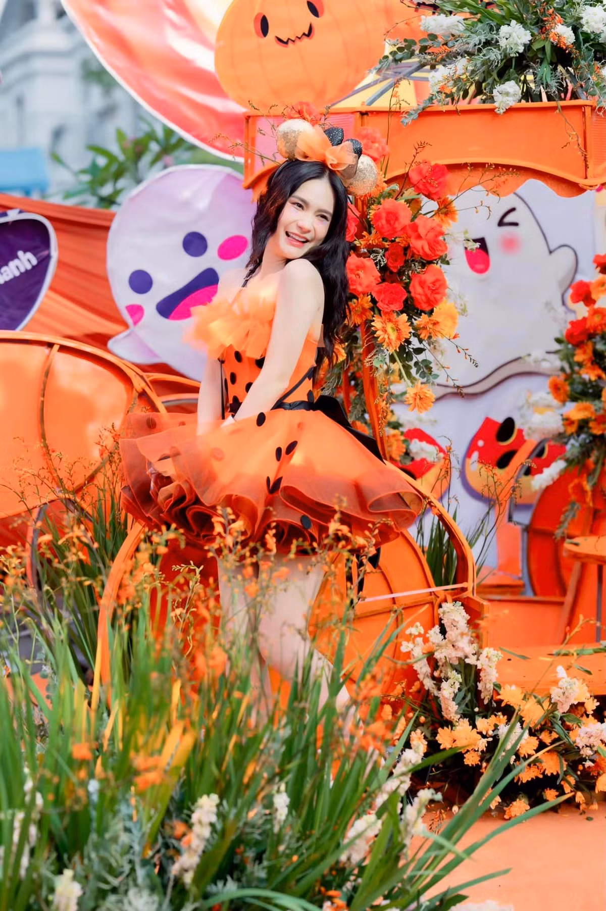 Không gian hoành tráng, lung linh trở thành góc sống ảo lý tưởng.