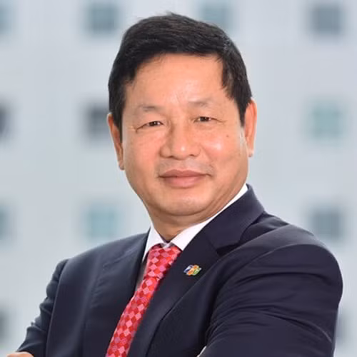 Nhung doanh nhan dinh dam buoc ra tu buc giang